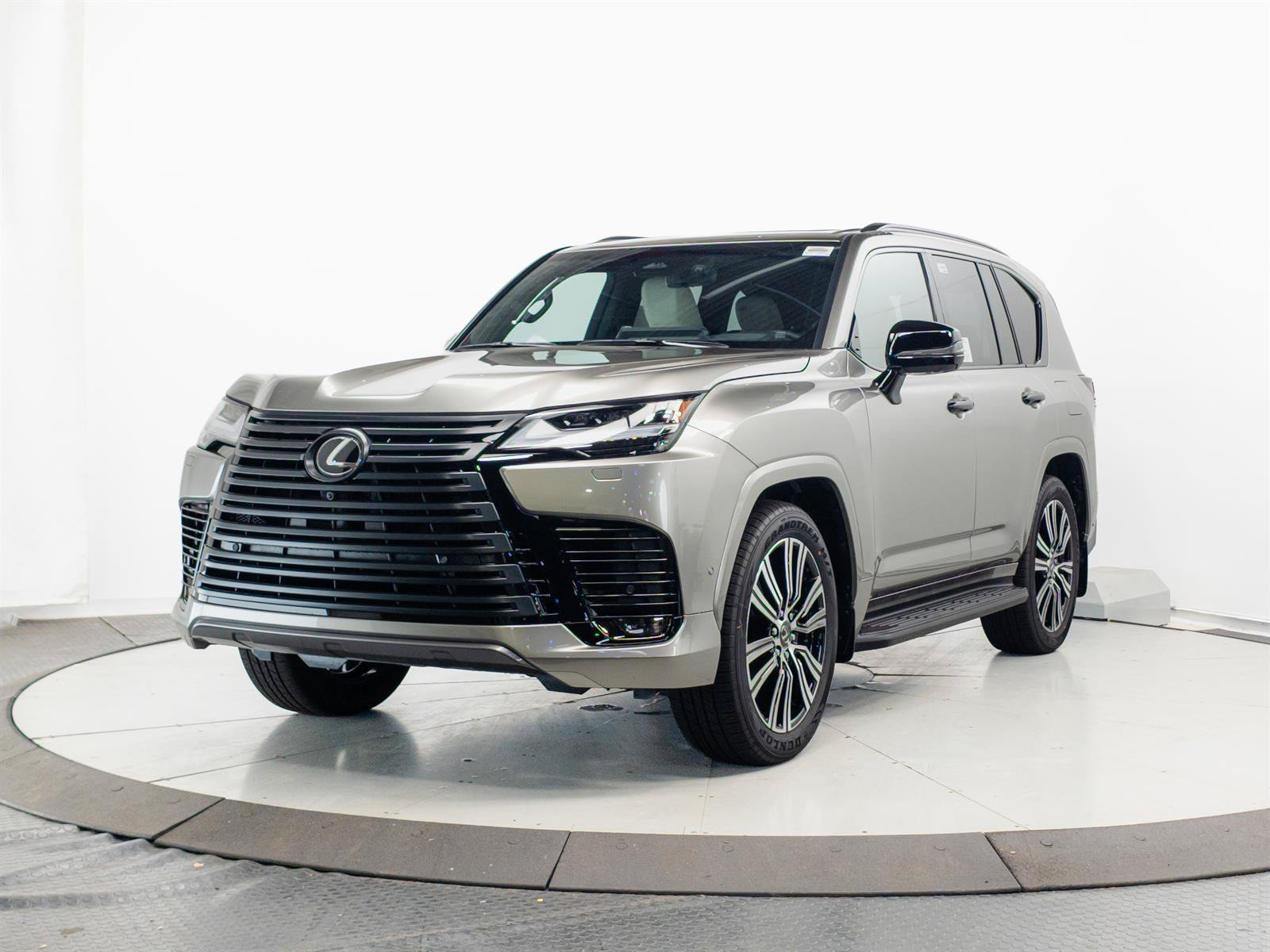 New 2026 Lexus LX 700h Luxury w/ Appearance Package AWD/4WD image 3