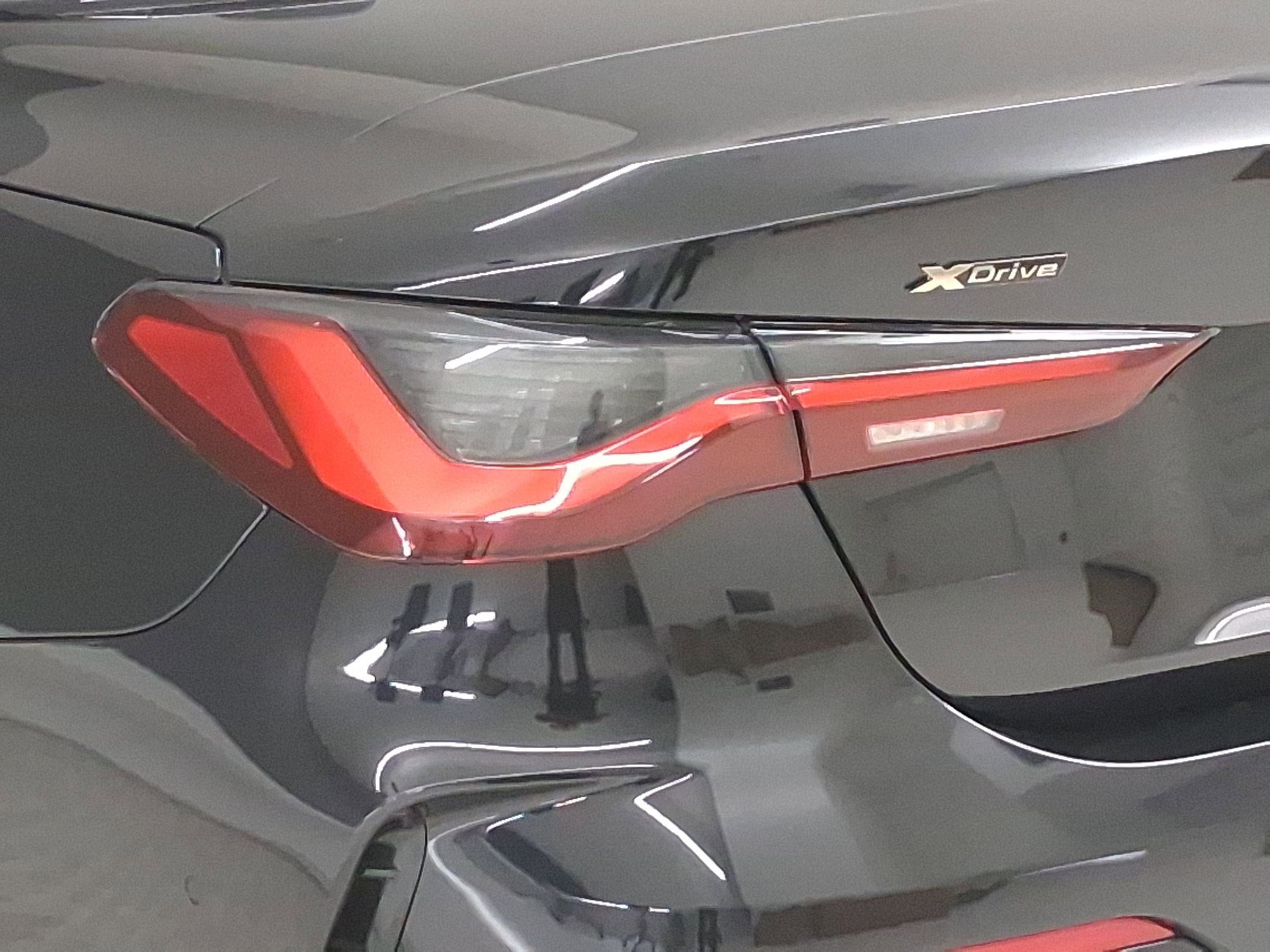 Used 2023 BMW 440i xDrive Convertible w/ Premium Package image 11