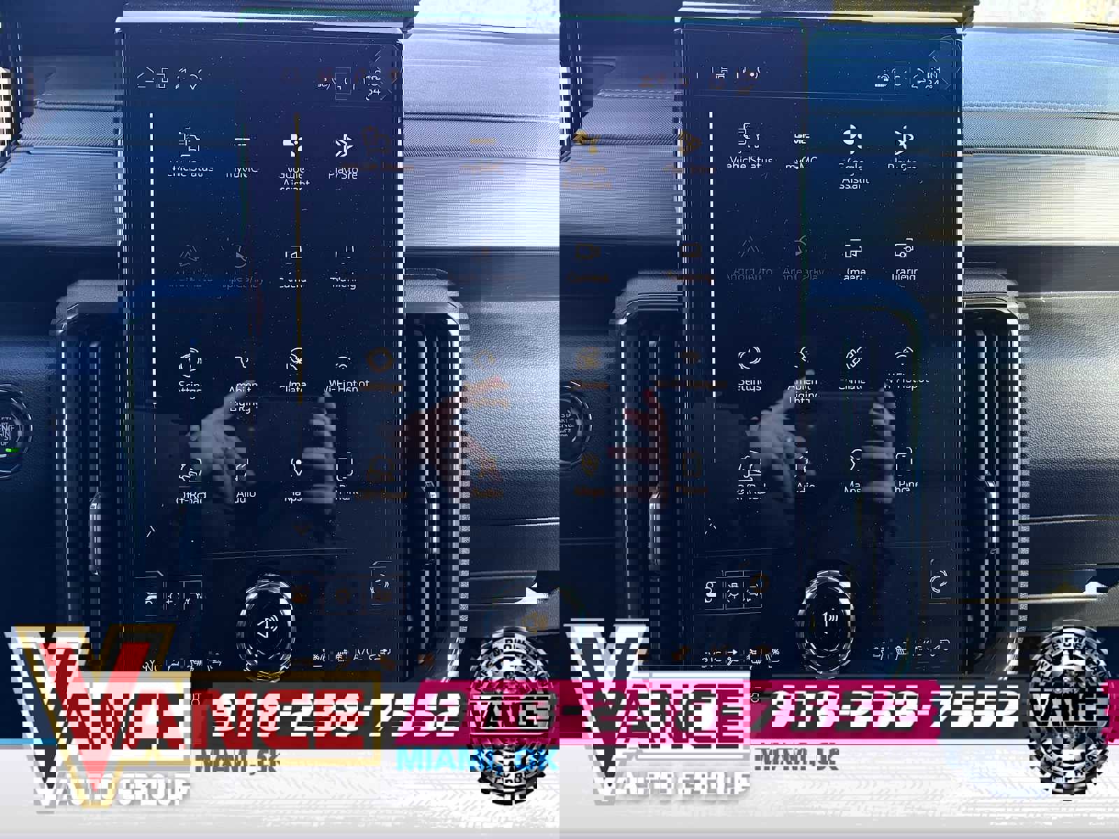 New 2026 GMC Acadia AT4 w/ Luxury Package image 28