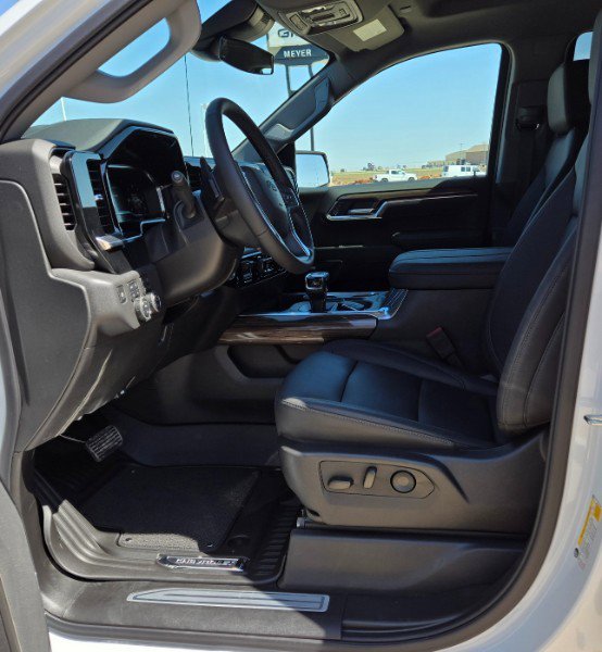 New 2025 Chevrolet Silverado 1500 LT Trail Boss w/ LT Trail Boss Premium Package image 11