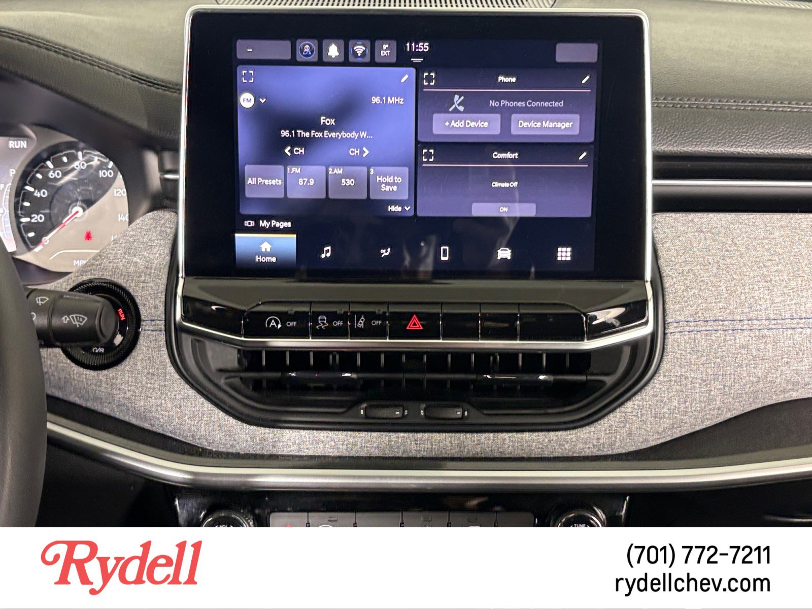 Used 2024 Jeep Compass Latitude image 20