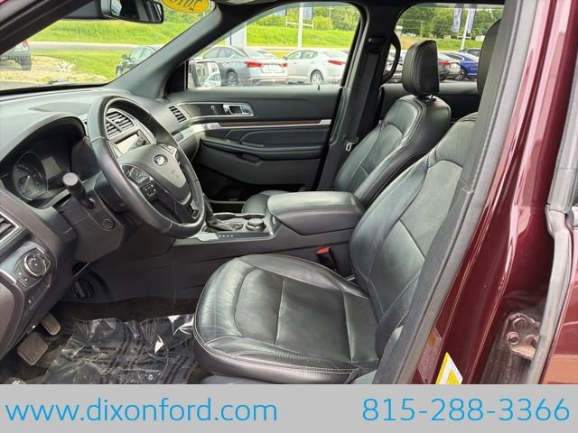 Used 2018 Ford Explorer Limited w/ Equipment Group 301A AWD/4WD image 11