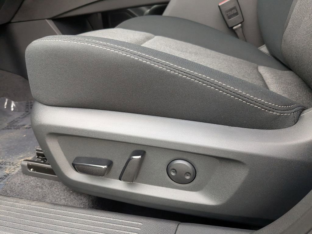 New 2026 Nissan Rogue SV image 13