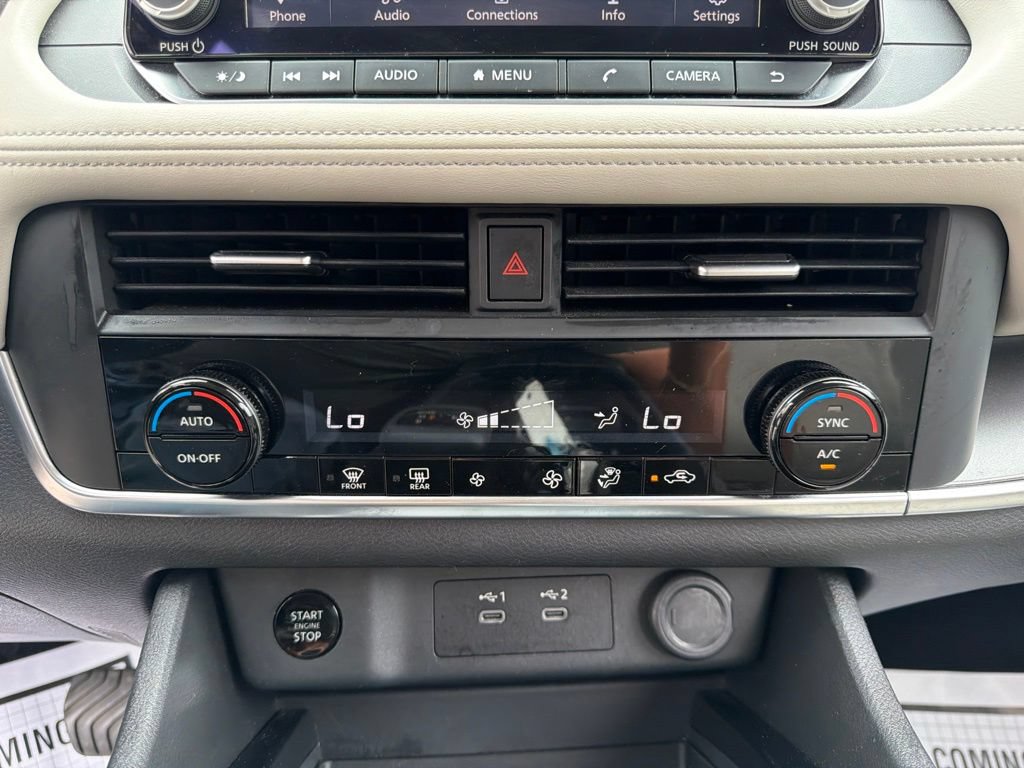 Used 2025 Nissan Rogue SV AWD/4WD image 31
