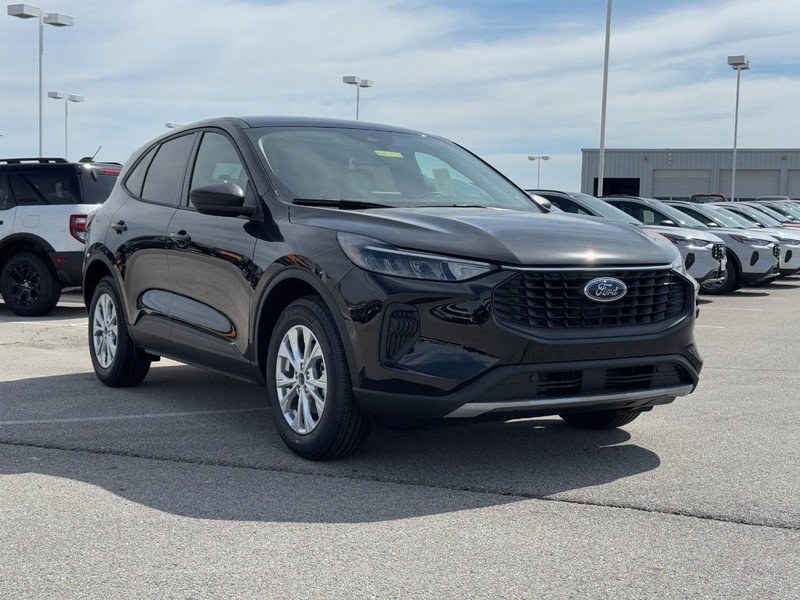 New 2026 Ford Escape Active w/ Cold Weather Package FWD video 2