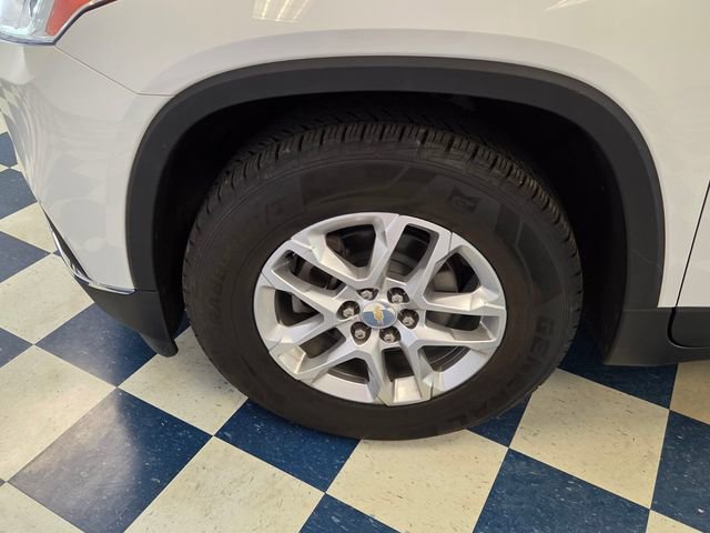 Used 2019 Chevrolet Traverse LT image 10