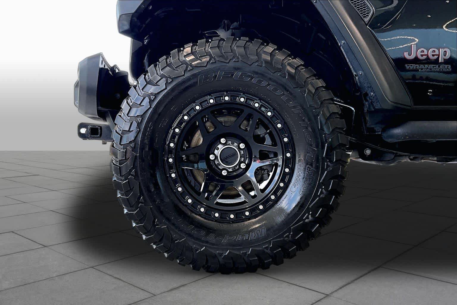 Used 2018 Jeep Wrangler Unlimited Rubicon AWD/4WD image 10