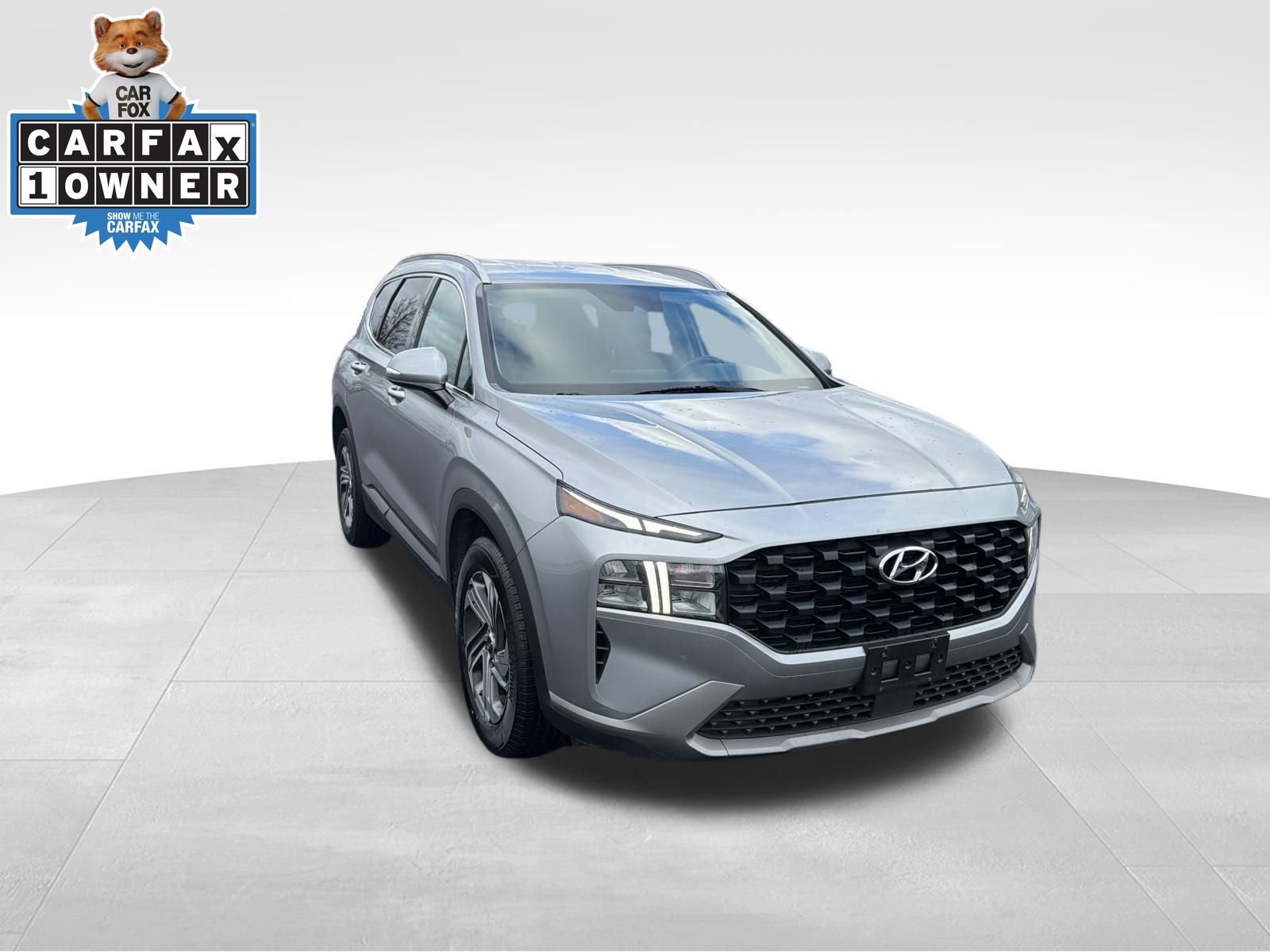 Used 2023 Hyundai Santa Fe SEL image 3