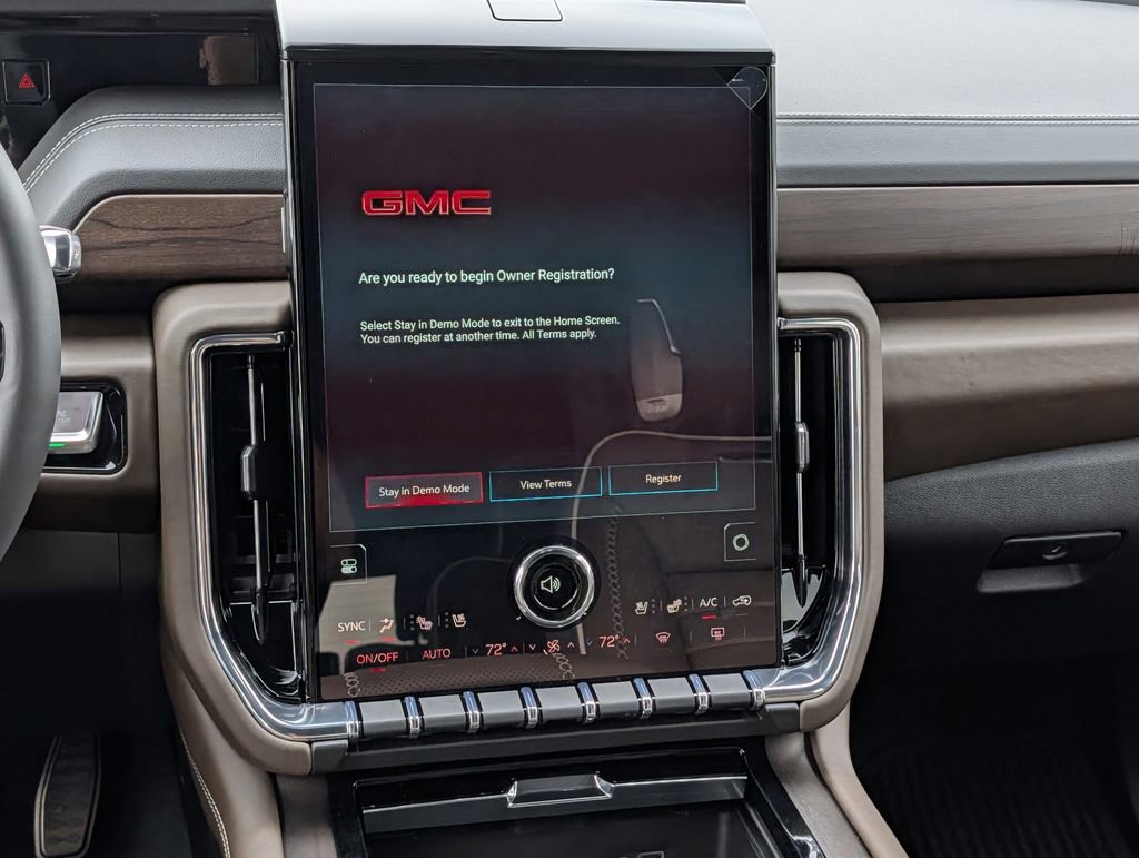 New 2026 GMC Yukon Denali Ultimate AWD/4WD image 13