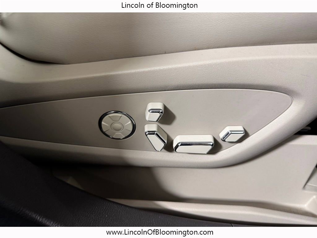 Used 2022 Lincoln Nautilus Reserve w/ Equipment Group 201A AWD/4WD image 14