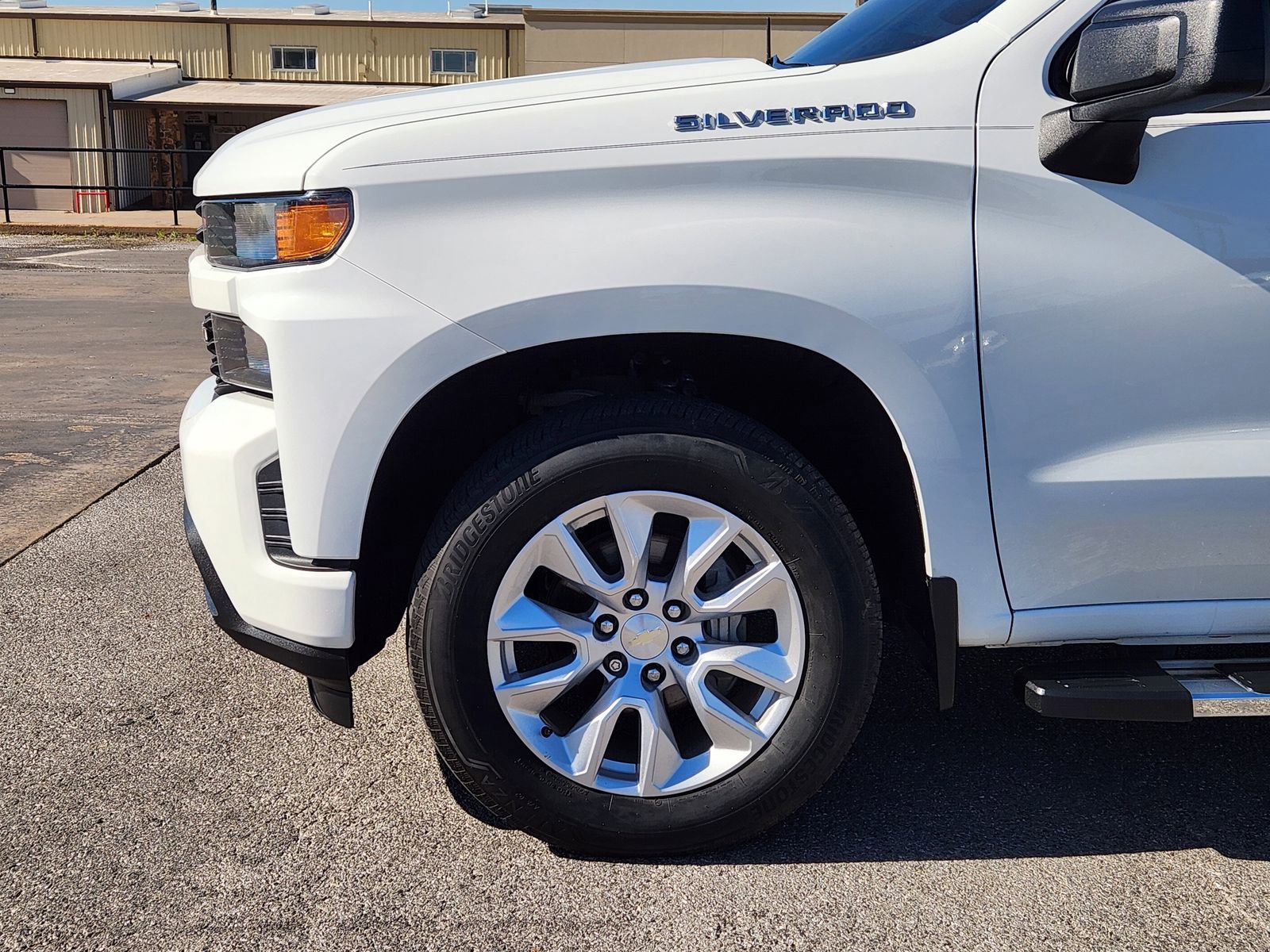 Used 2020 Chevrolet Silverado 1500 Custom w/ Custom Value Package image 9