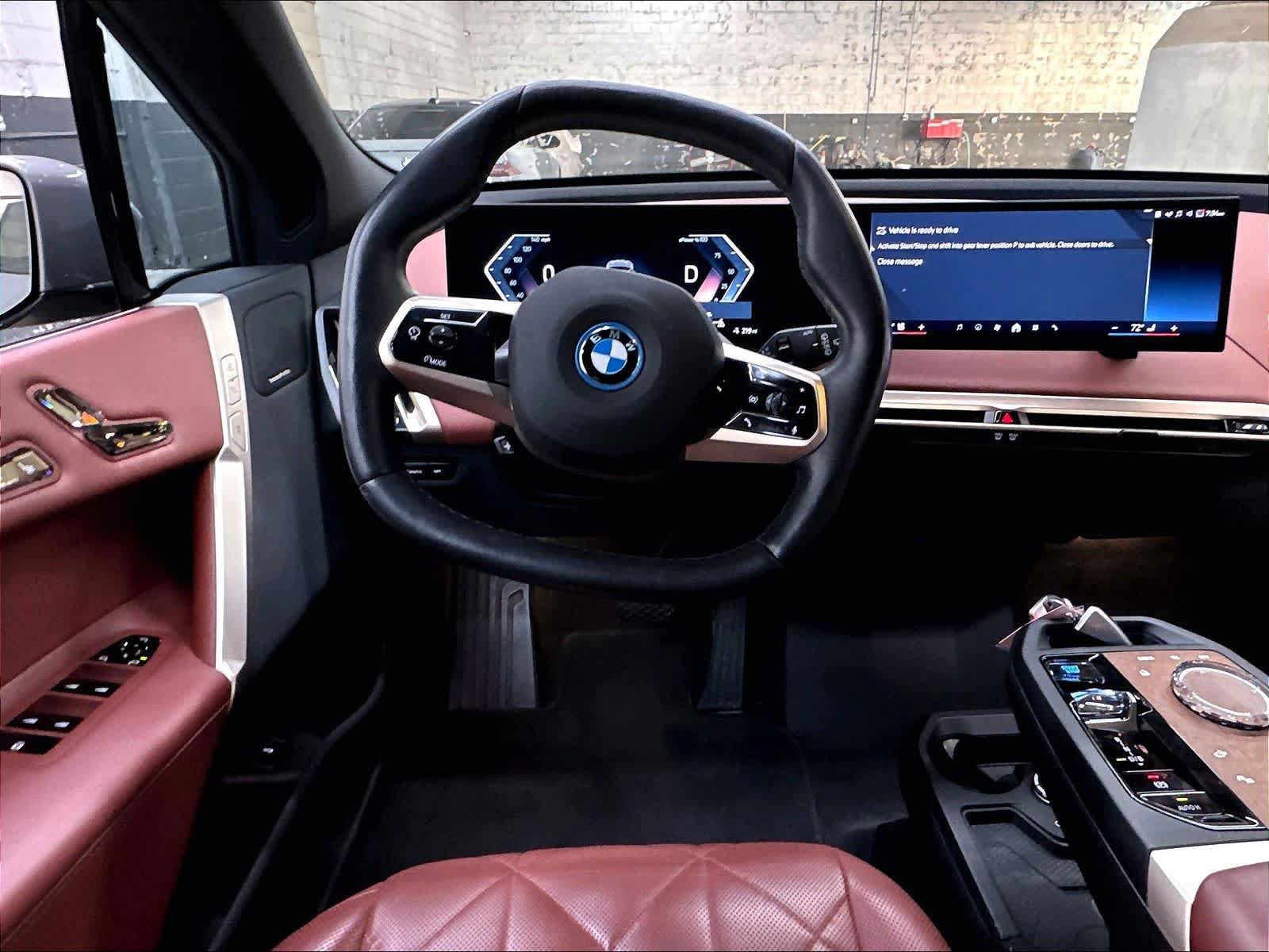 Used 2024 BMW iX xDrive50 w/ Premium Package AWD/4WD image 8