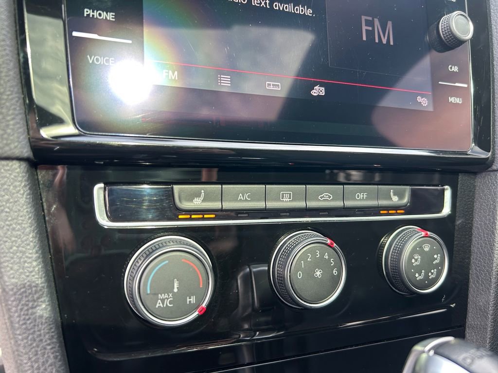 Used 2019 Volkswagen GTI SE image 35