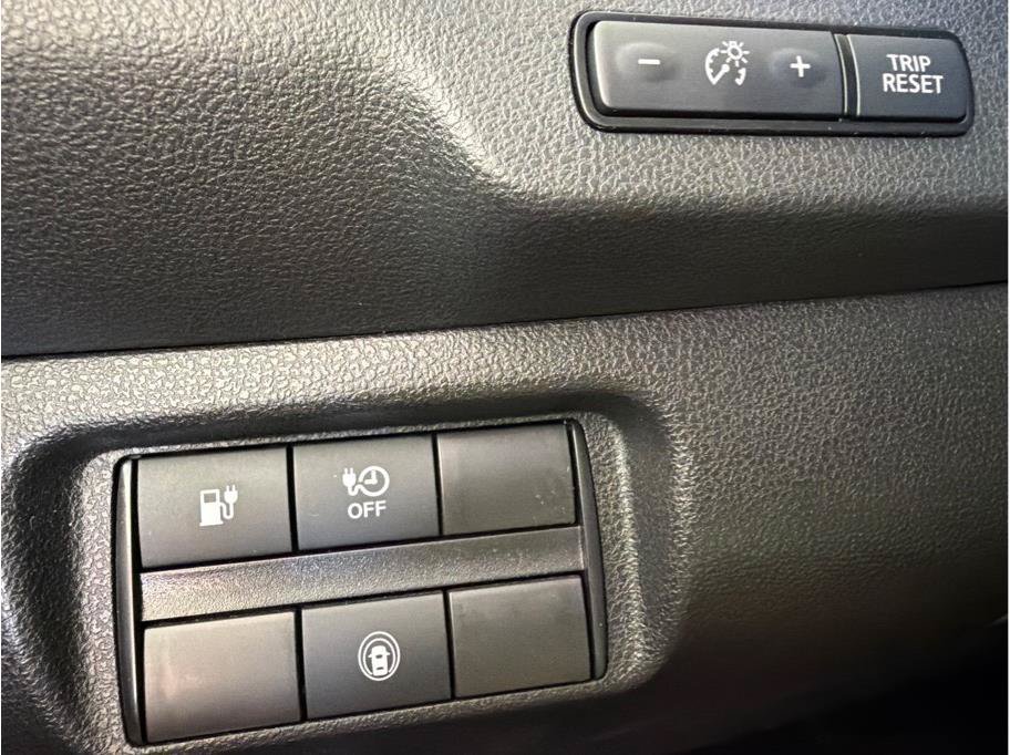 Used 2025 Nissan Leaf S FWD image 26