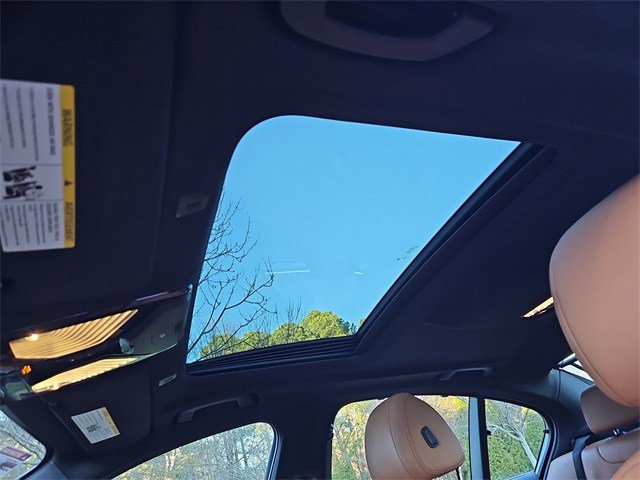 Used 2019 BMW 540i w/ Executive Package image 31