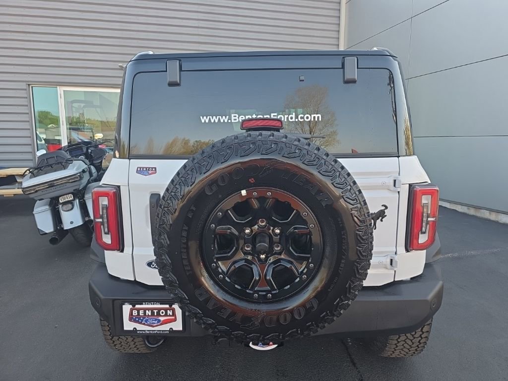 New 2026 Ford Bronco Outer Banks w/ Sasquatch Package image 8