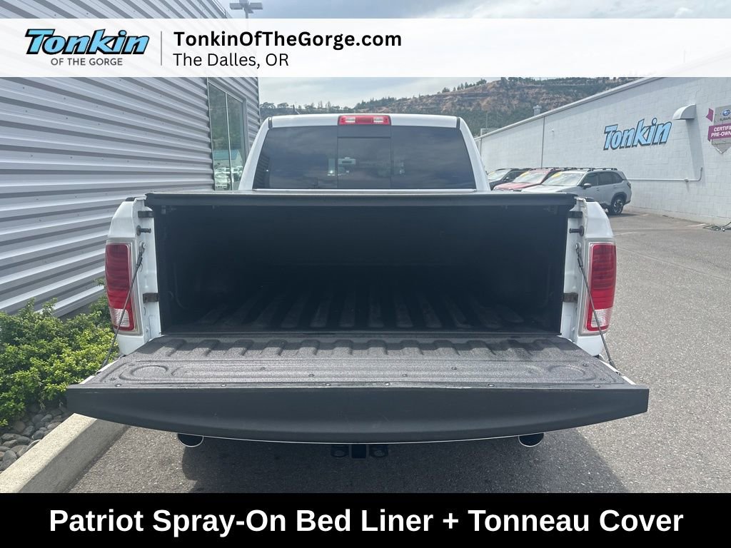Used 2017 RAM 1500 Laramie w/ Convenience Group AWD/4WD image 4