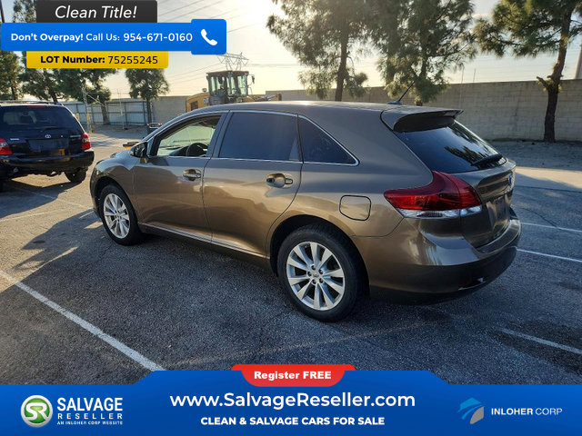 Used 2013 Toyota Venza LE FWD image 3
