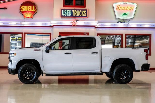Used 2024 Chevrolet Silverado 1500 LT Trail Boss w/ Protection Package image 12