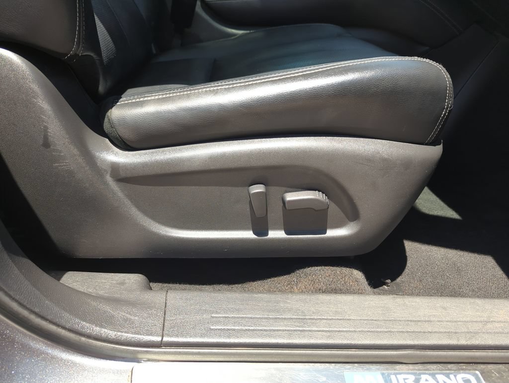 Used 2016 Nissan Murano Platinum w/ Platinum Technology Package FWD image 37