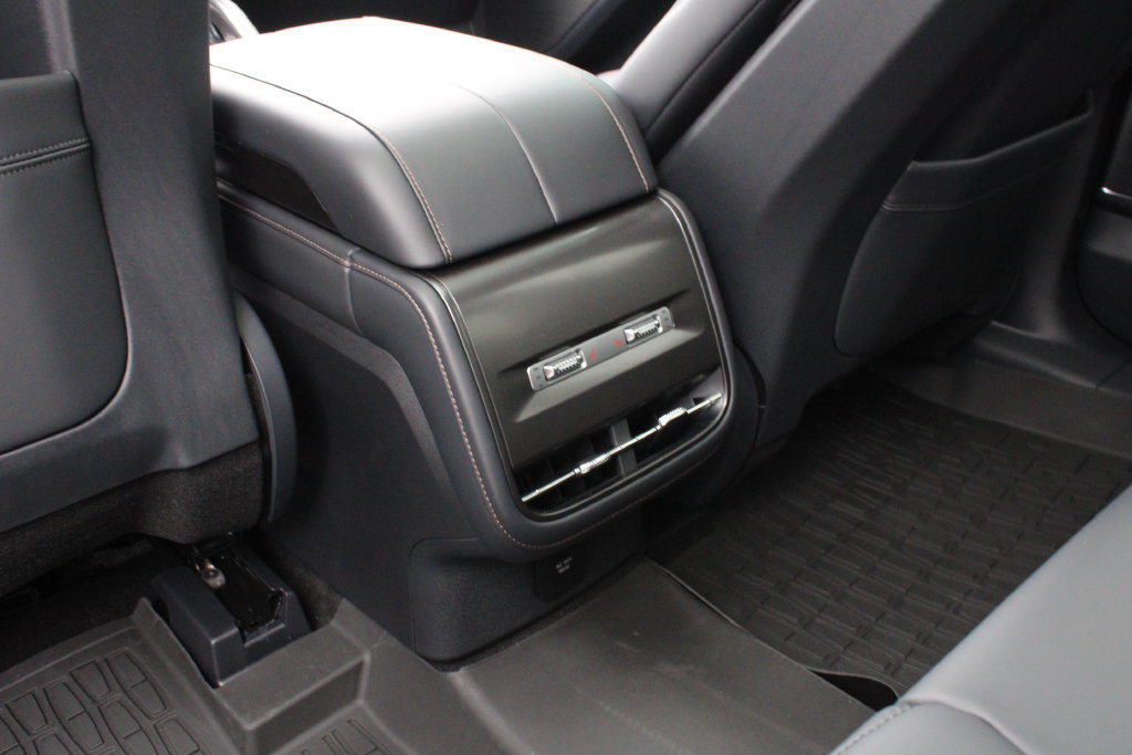 New 2026 Lincoln Nautilus Premier w/ Equipment Group 102A AWD/4WD image 24