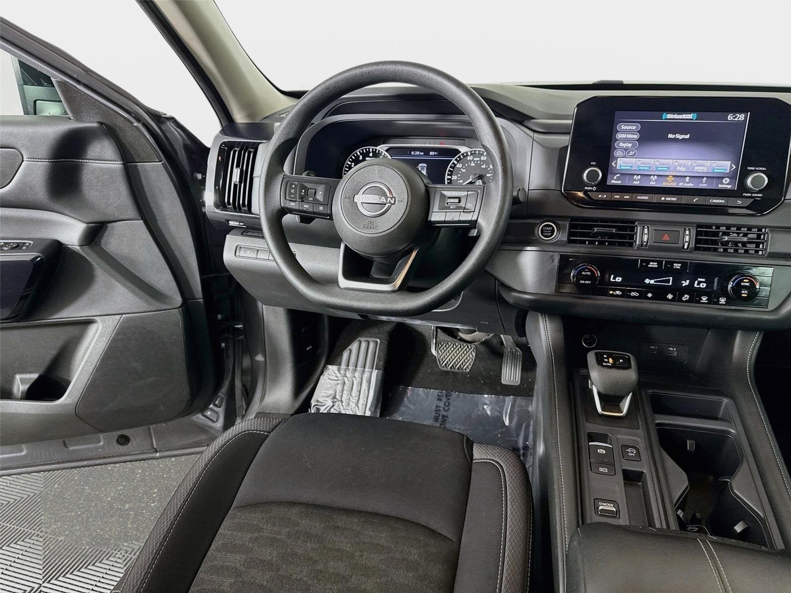 Certified 2024 Nissan Pathfinder S w/ Cargo Package FWD image 21