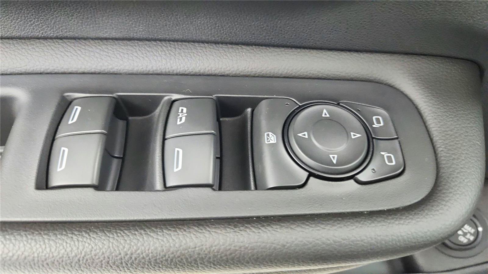Used 2022 GMC Terrain Denali AWD/4WD image 12