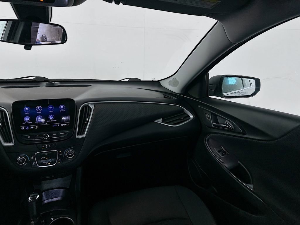 Used 2020 Chevrolet Malibu LS image 21