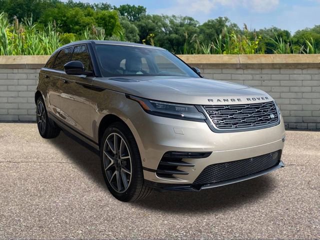 New 2026 Land Rover Range Rover Velar Dynamic SE image 3