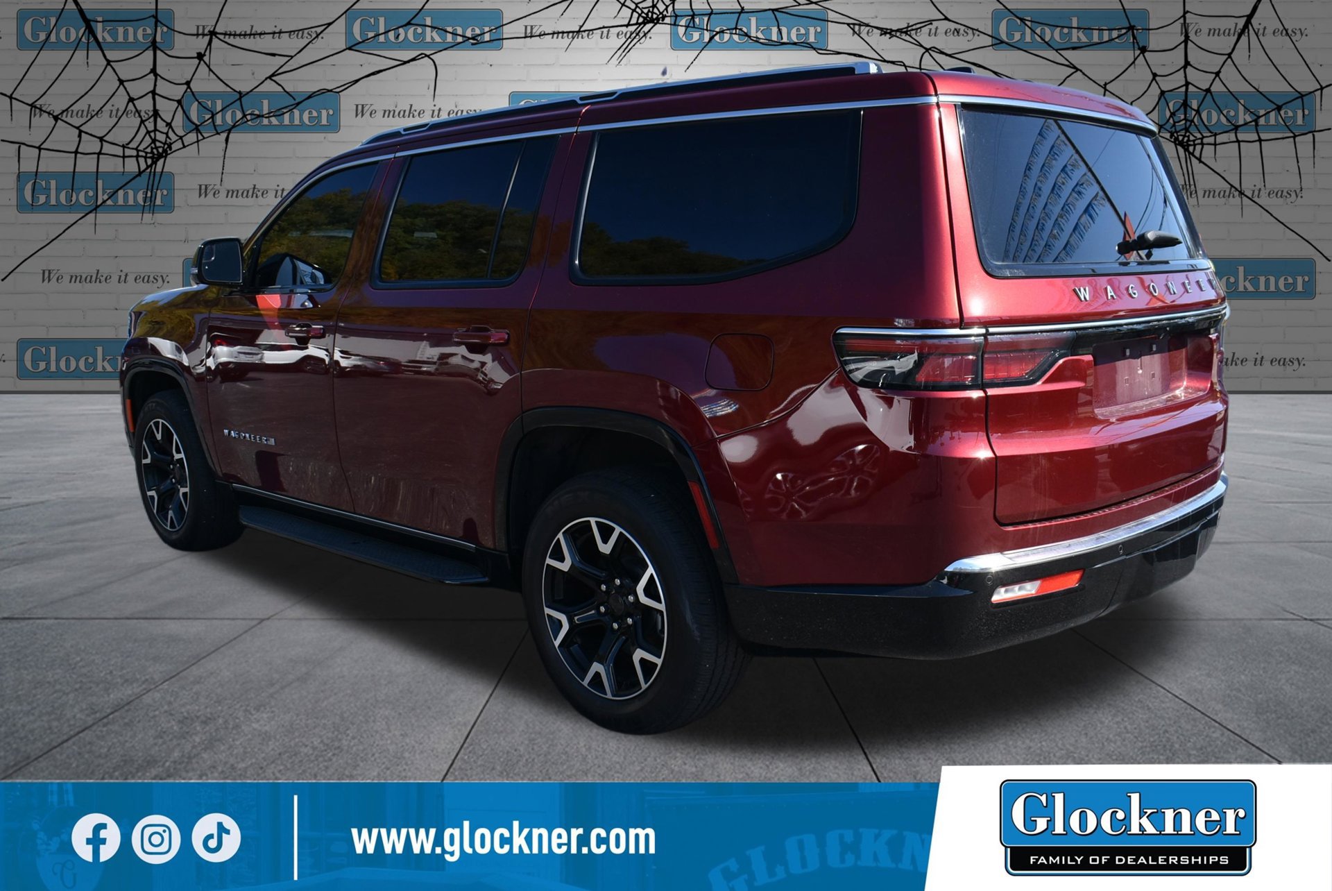 Used 2025 Jeep Wagoneer Series III AWD/4WD image 8