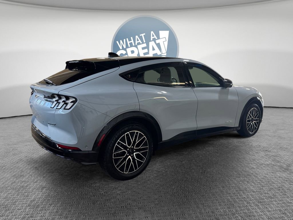 Used 2024 Ford Mustang Mach-E Premium AWD/4WD image 3