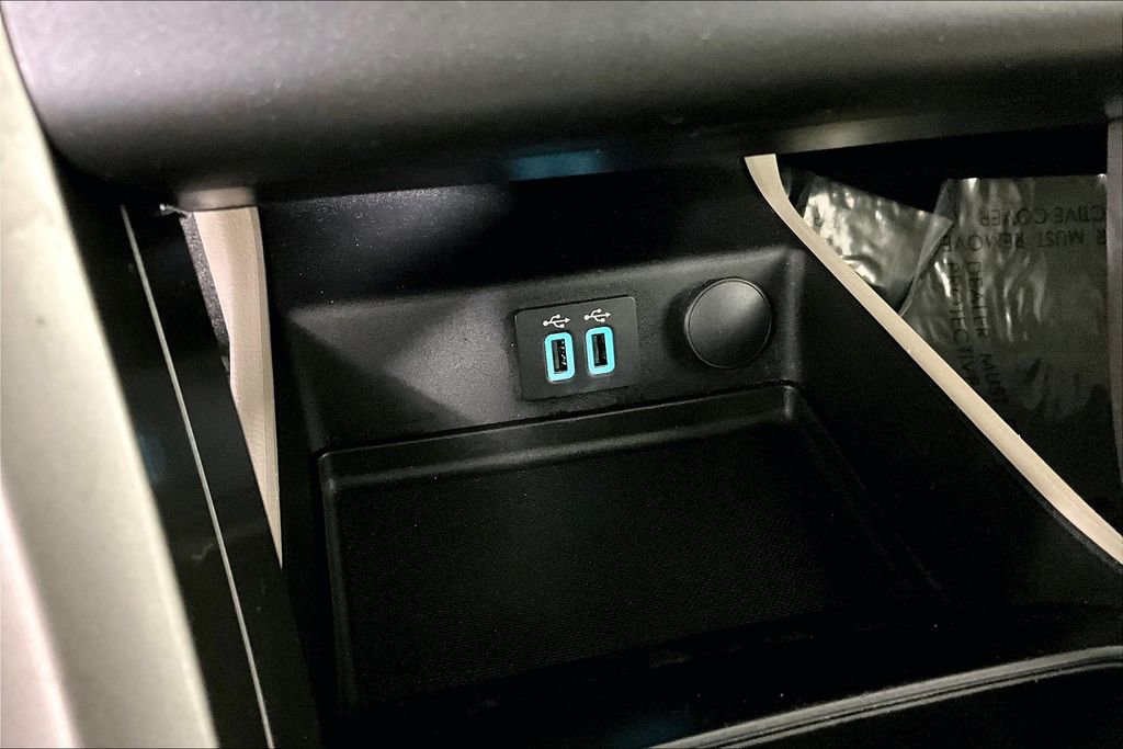 Used 2019 Ford Fusion SE image 34