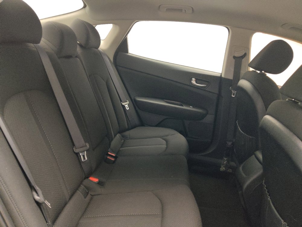 Used 2016 Kia Optima LX image 19