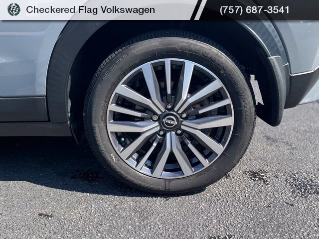 Used 2024 Nissan Kicks SV FWD image 7