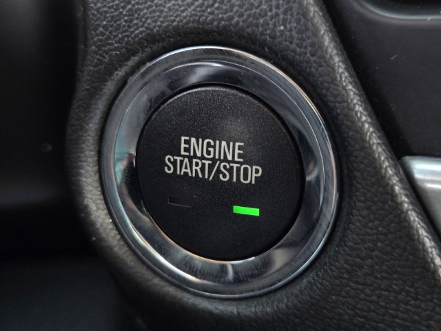 Used 2015 Chevrolet Suburban LTZ RWD image 32