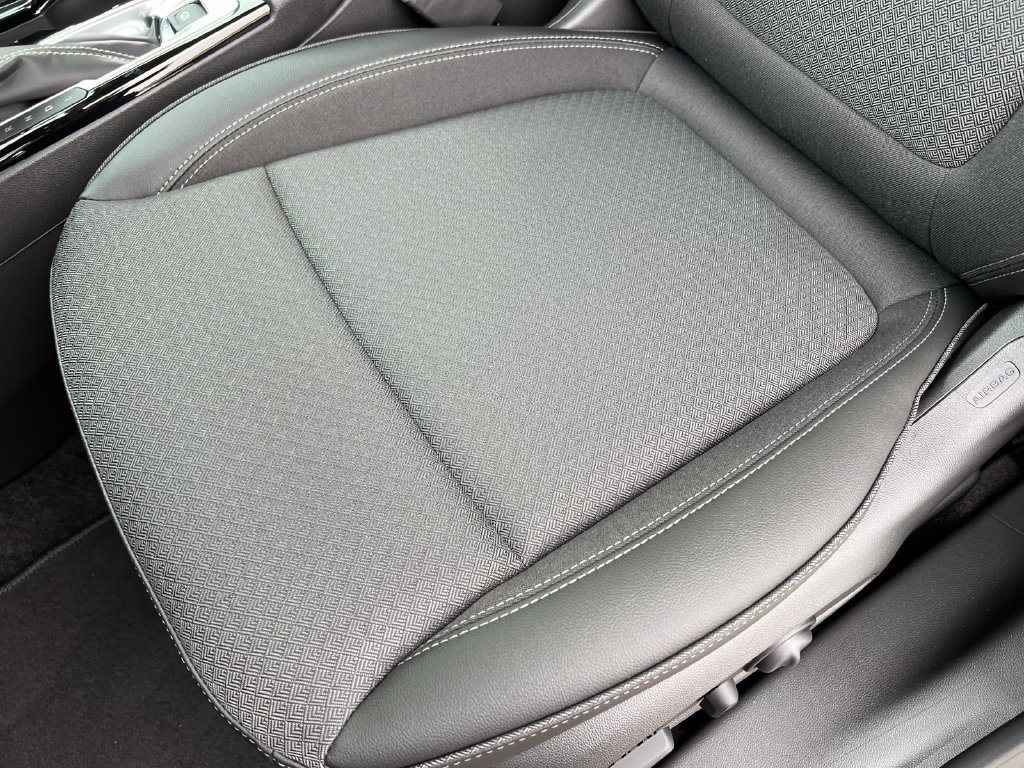 New 2026 Buick Encore GX Preferred w/ Comfort Package AWD/4WD image 9