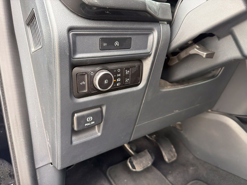 Used 2025 Ford F150 STX w/ Equipment Group 200A AWD/4WD image 44