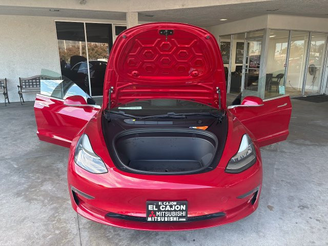 Used 2018 Tesla Model 3 Long Range RWD image 21