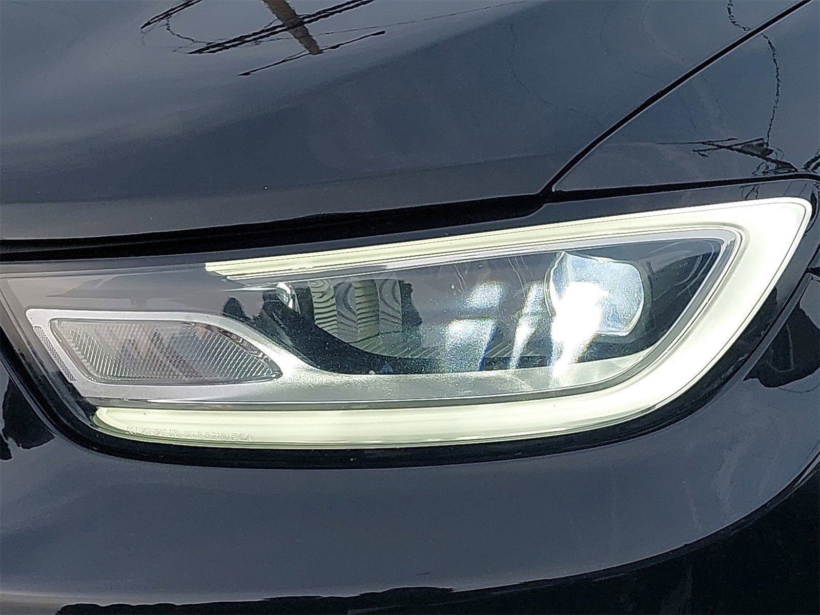 Used 2022 Chrysler Pacifica Touring-L image 41