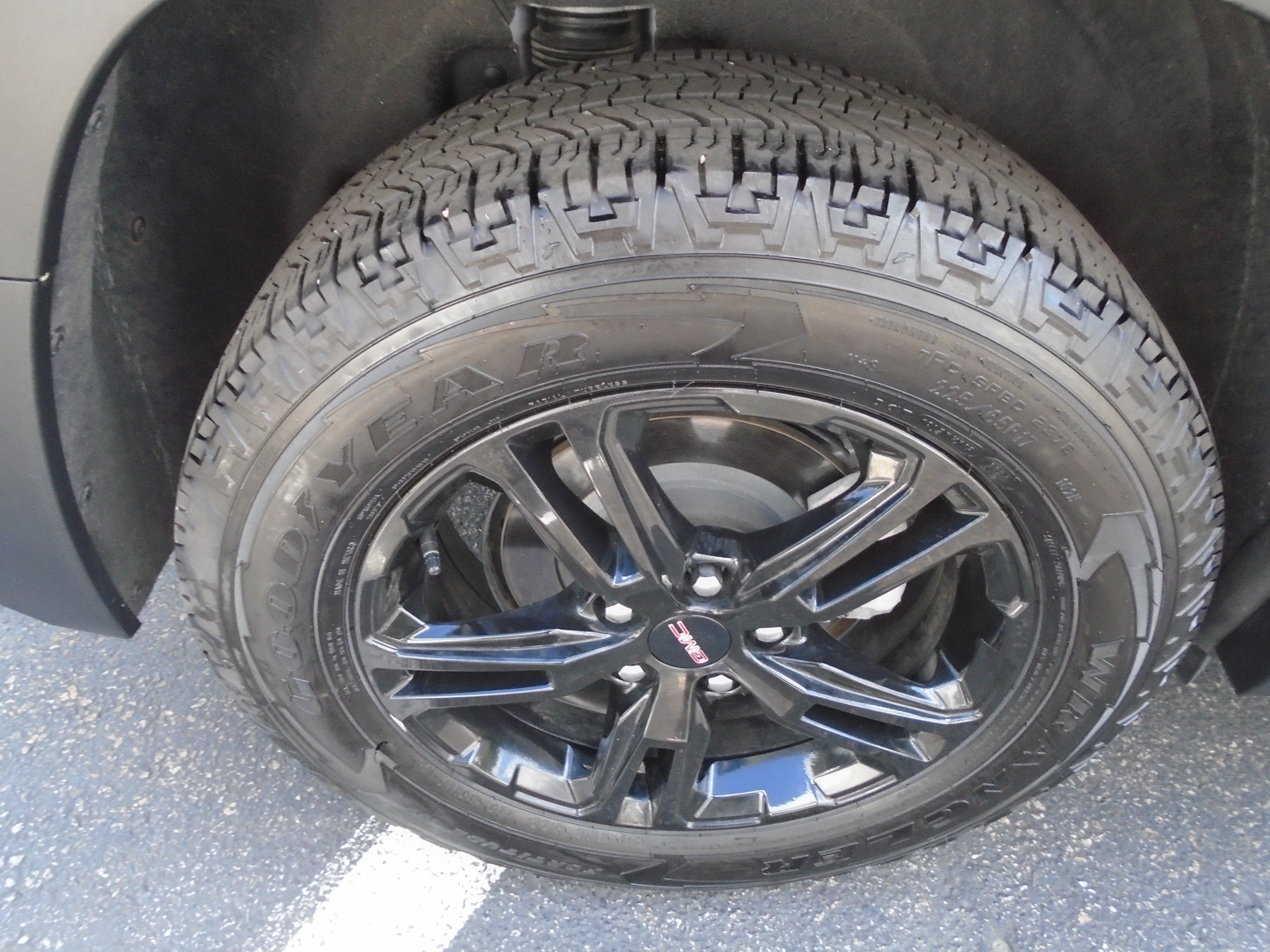 Certified 2024 GMC Terrain AT4 w/ Infotainment Package II AWD/4WD image 23