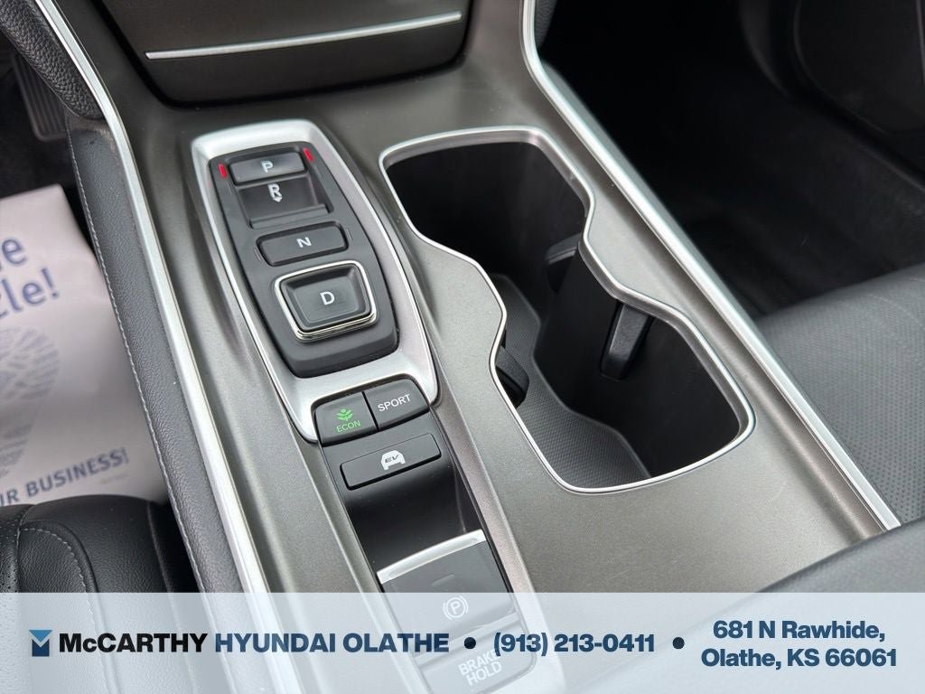 Used 2022 Honda Accord Touring image 11