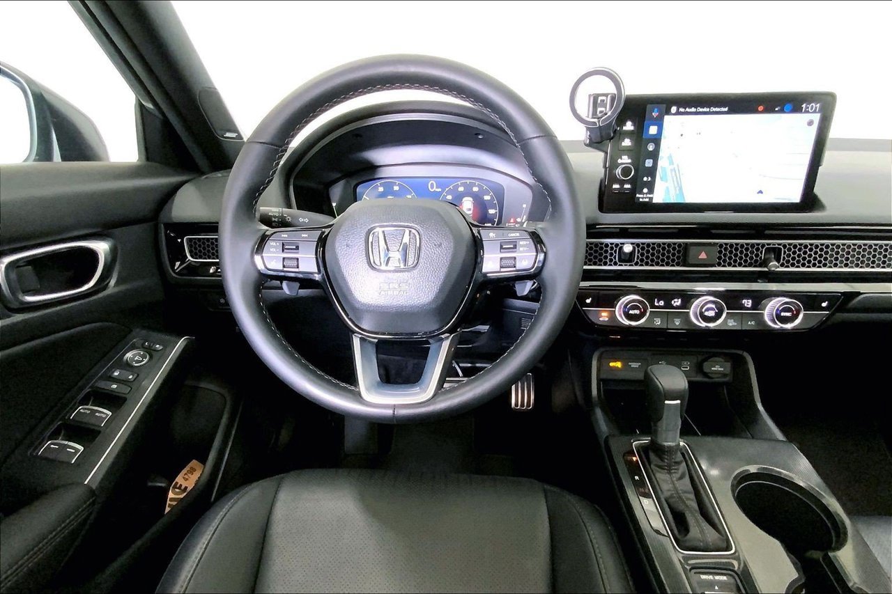 Used 2026 Honda Civic Sport Touring image 4