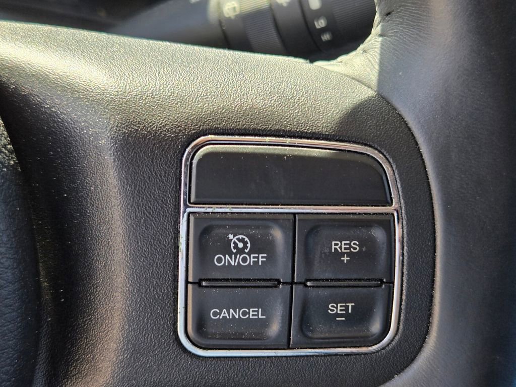 Used 2018 Jeep Wrangler Unlimited Sahara image 23