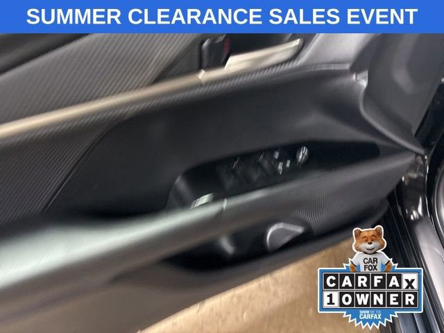 Used 2025 Toyota Camry SE FWD image 8