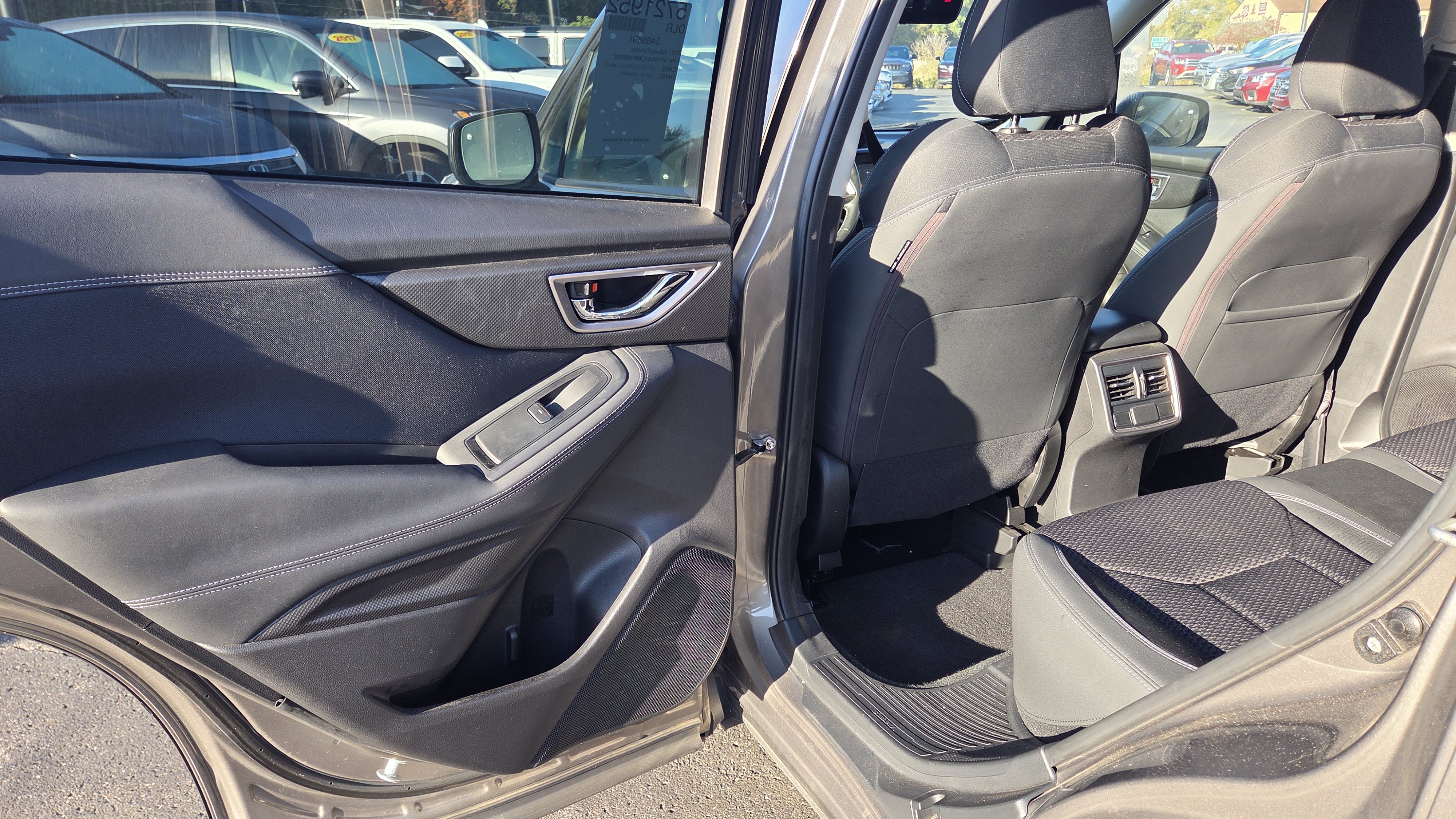 Used 2021 Subaru Forester Premium AWD/4WD image 14