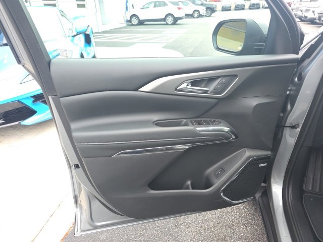 New 2026 Chevrolet Traverse LT image 10