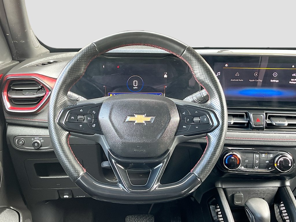 Used 2025 Chevrolet TrailBlazer RS AWD/4WD image 11
