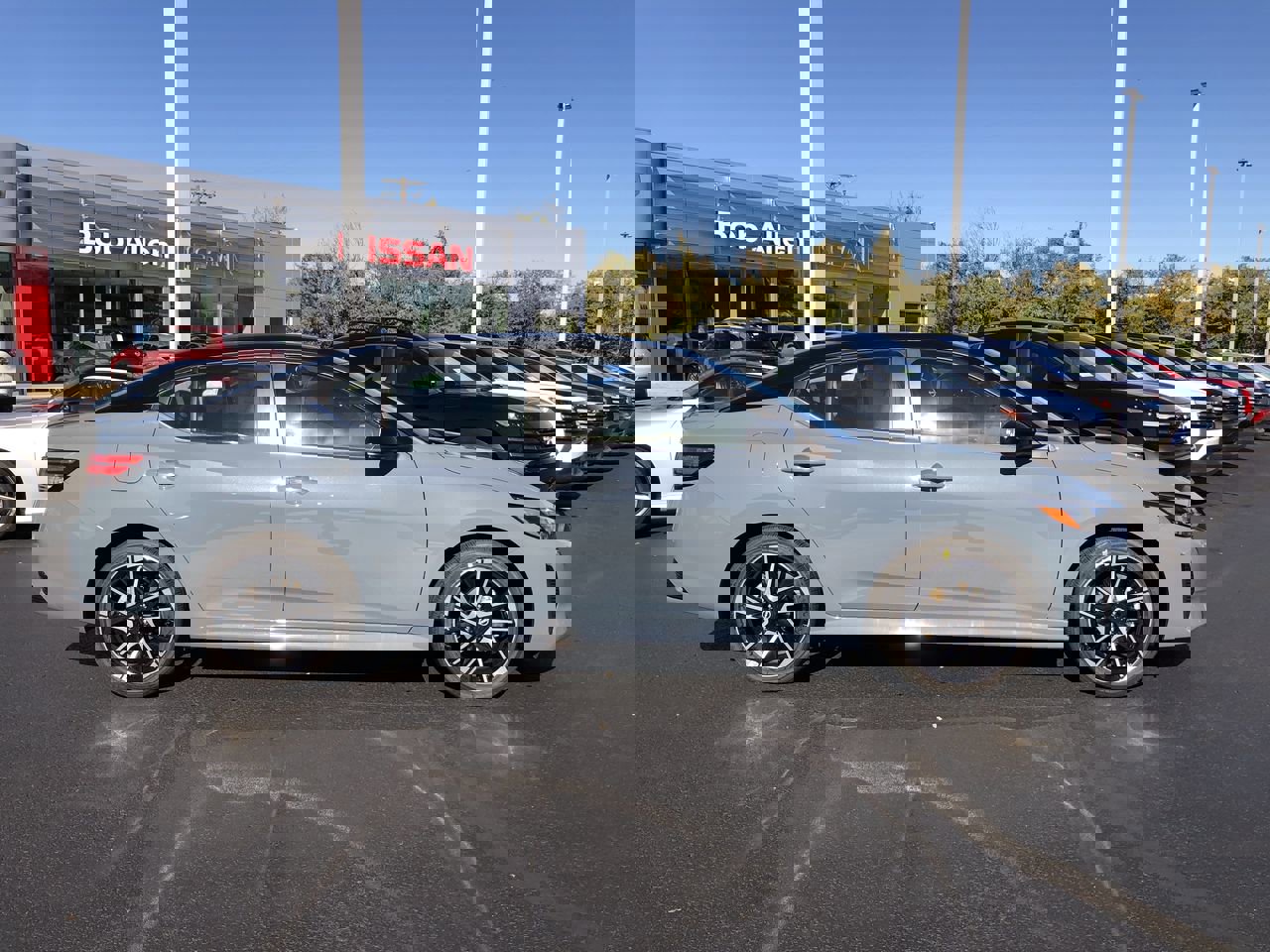 New 2025 Nissan Sentra SR w/ SR Premium Package image 14