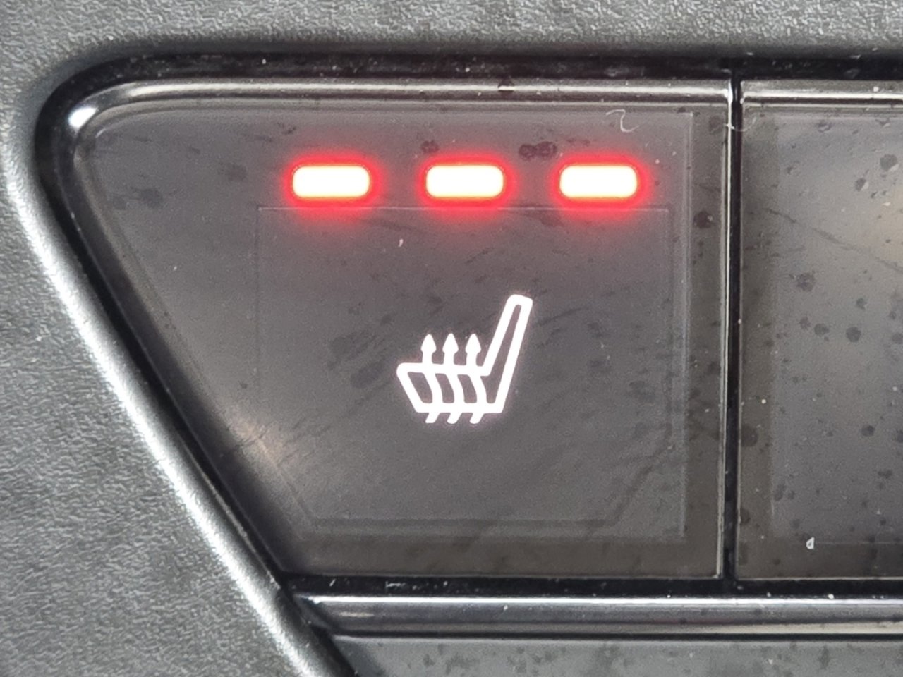 Certified 2024 Honda Accord EX image 8