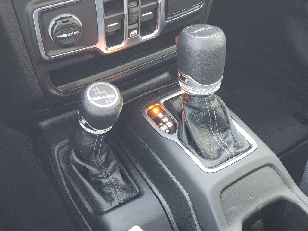 New 2026 Jeep Gladiator Sport AWD/4WD image 16